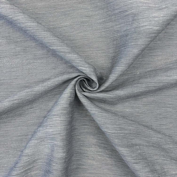 Leinen Fil-a-Fil, grau-weiss meliert, 52 % Leinen, 39 % Viscose, 9 % Polyester, 140 cm breit